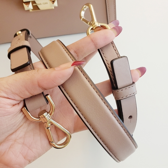 Michael Kors Whitney Top Handle Satchel Purse - Picture 5 of 8